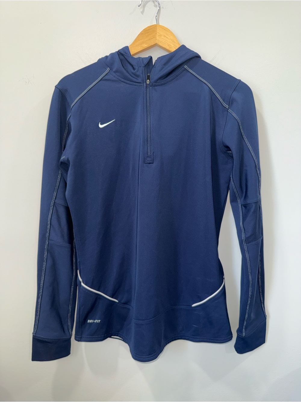 Nike Women's Navy Hooded Half-Zip Performance Jacket Size Small Pullover!